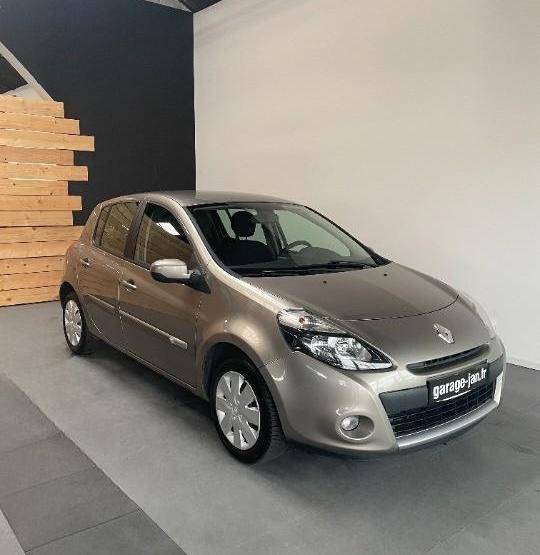 Renault Clio 3 - 72012 - 223 115 Kms