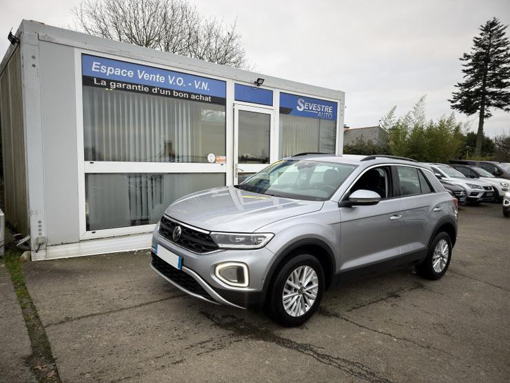 Volkswagen T-Roc - 62023 - 40 860 Kms