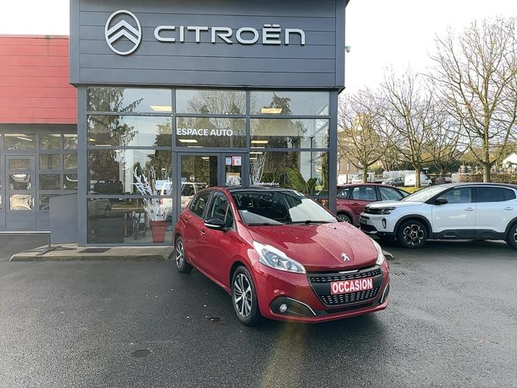 Peugeot 208 - 82017 - 126 447 Kms