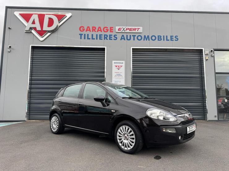 Fiat Punto - 22011 - 106 000 Kms