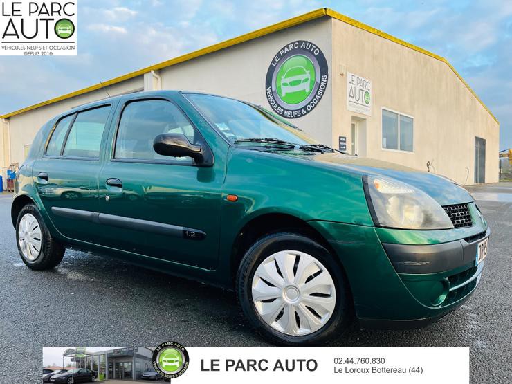 Renault Clio 2 - 82001 - 161 650 Kms