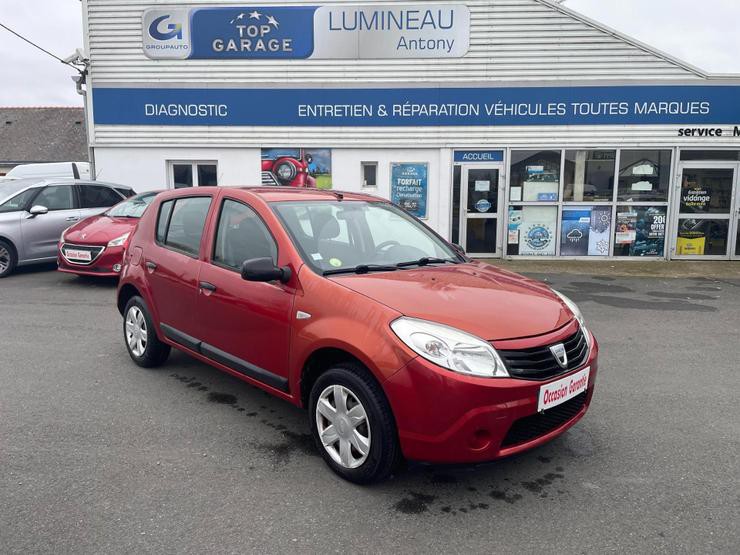 Dacia Sandero - 82008 - 100 400 Kms