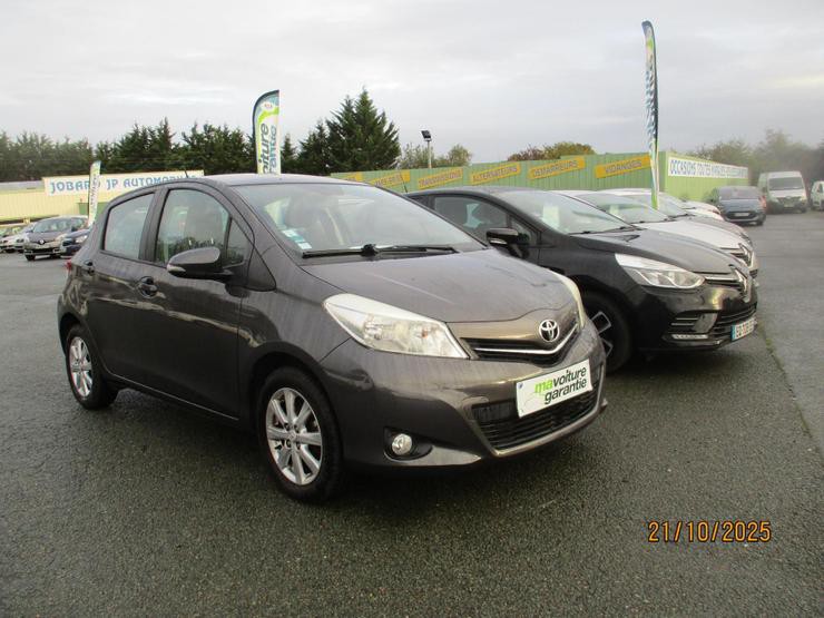 Toyota Yaris - 32014 - 49 100 Kms