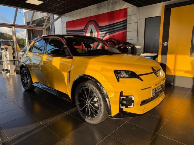Renault R5 E-Tech - 112024 - 8 490 Kms